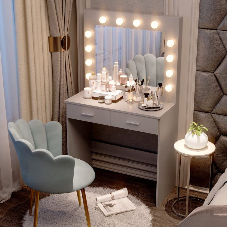 White large dressing table deals with mirror and led lights